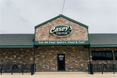 Caseys pub - Casey’s Specials Beginning Tonight @ 5:00 pm :-) Beef & Bean Chili Made from scratch with seasoned ground beef, red, yellow & green sweet peppers, fresh jalapeno peppers, white onions, cannellini...